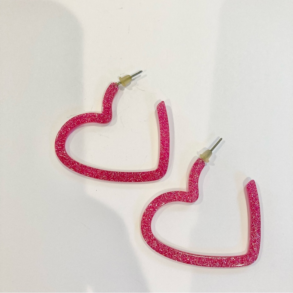 Barbiecore hot pink sparkly heart earrings new preppy - Picture 5 of 5